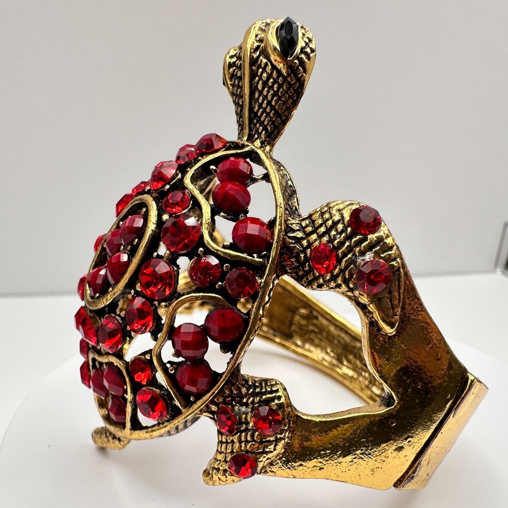 Vintage 90s Red Rhinestone Gold Tone Turtle Bracelet Women's Classic Jewelry - Picture 11 of 17